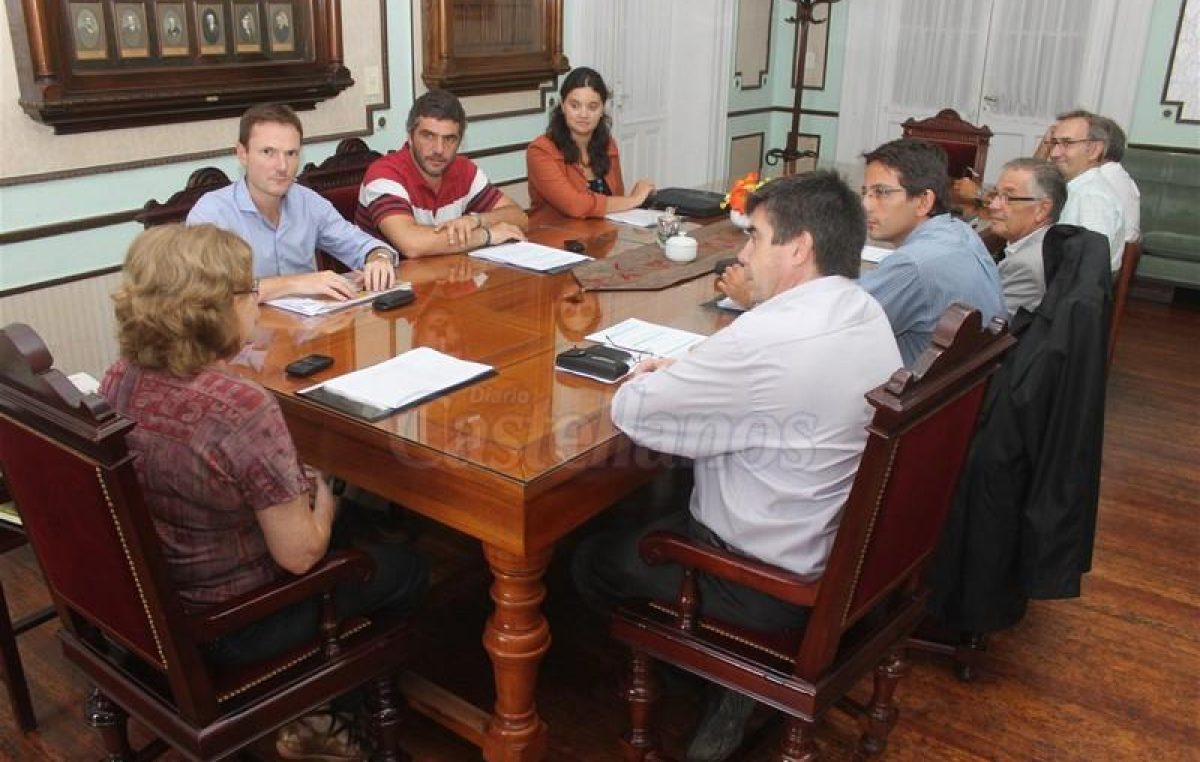 Municipio de Esperanza y UNL planifican acciones de IDEAR para el 2014