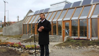 Ushuaia: El intendente Sciurano inauguró la Estación Experimental Nave Tierra