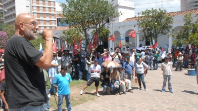 SEOM marchó por la capital jujeña y entregó petitorio al Gobierno