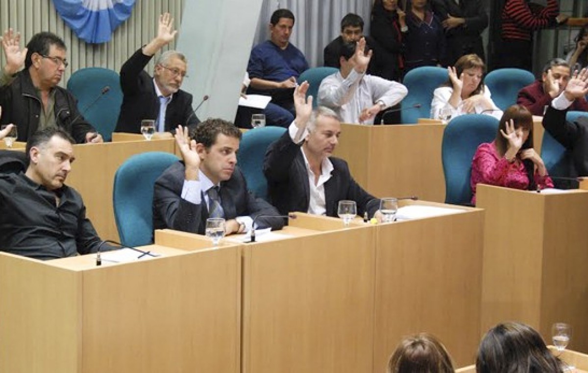 La Legislatura aprobó la emergencia hídrica en Caleta Olivia por 180 días