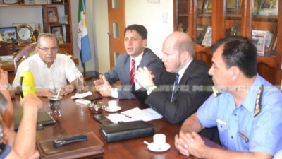 Provincia y municipio acordaron trabajo para combatir la violencia delictiva en Sáenz Peña