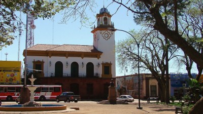 Buscan establecer un plan de regularización laboral para unos 400 municipales mercedeños