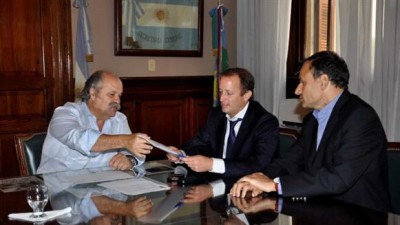 Policía Comunal: gestiones para convencer a intendentes díscolos
