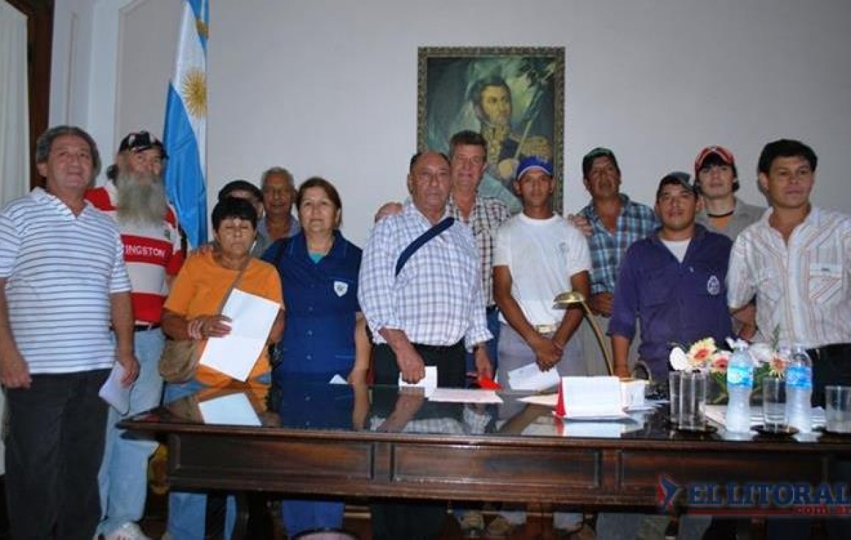 Mercedes: pasaron a planta a 14 municipales y recategorizaron a 17