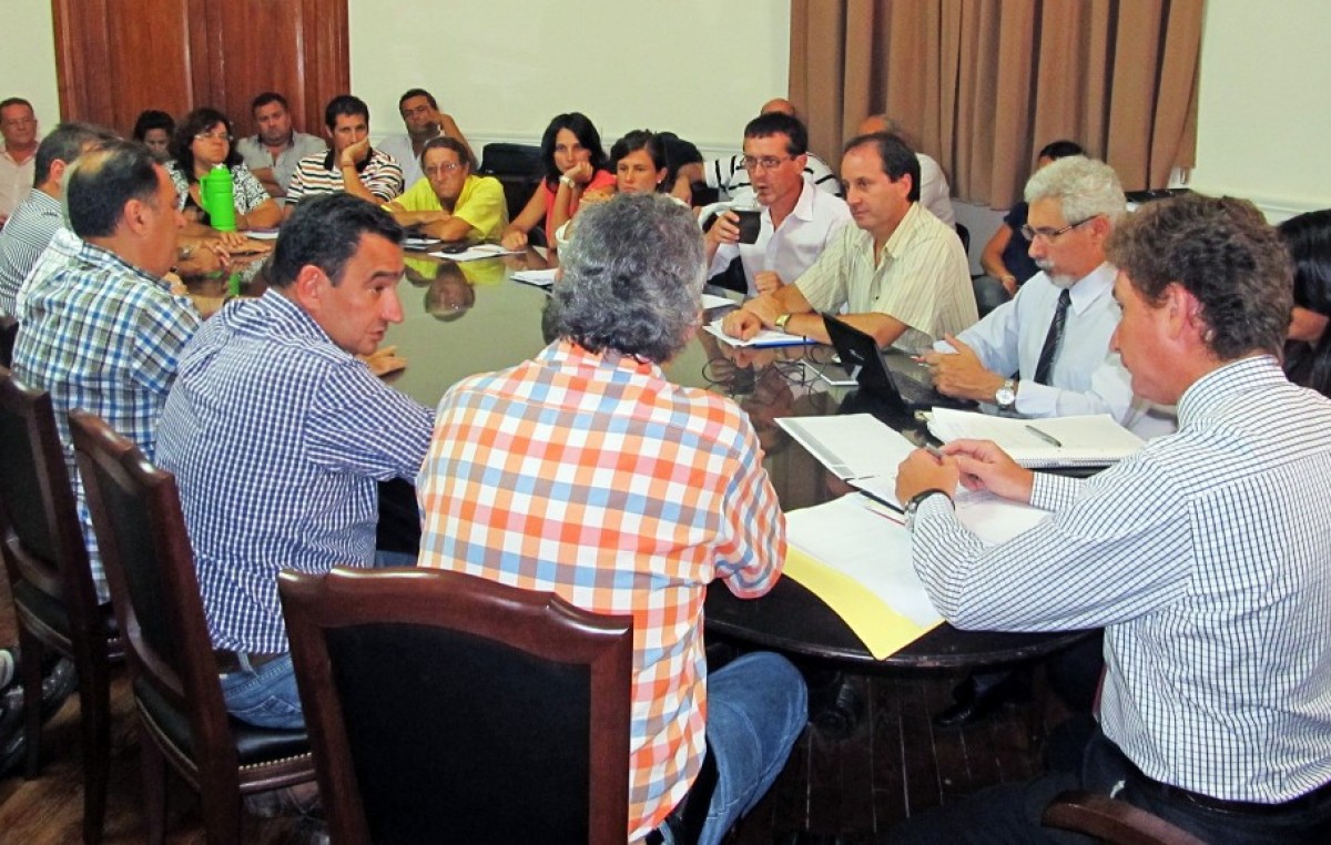 Santa Fe: FESTRAM rechazó la oferta de un aumento del 26% escalonado en tres cuotas