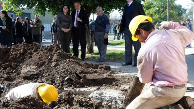 Harán cloacas en seis barrios que beneficiarán a 25 mil vecinos de Rosario