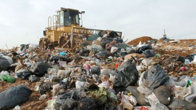 Entregan 5 millones de pesos a Municipios entrerrianos para atender el problema de la basura