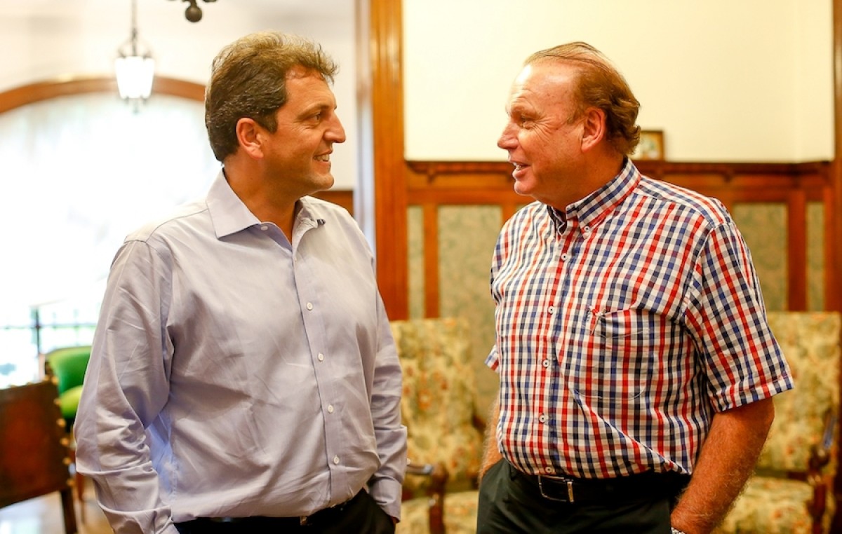 El intendente de Merlo, Raúl Othacehé, dejó el FpV y se pasó al massismo