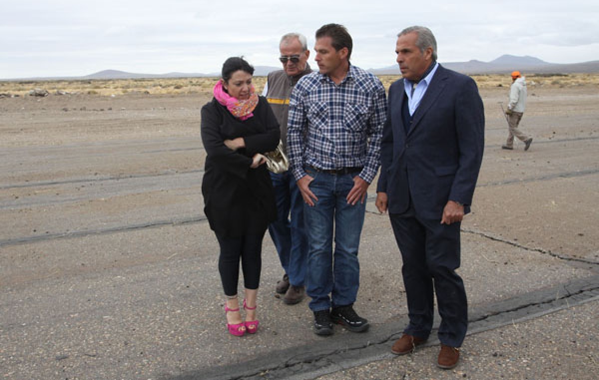 Intendentes de la zona centro de Neuquén buscan atraer vuelos comerciales