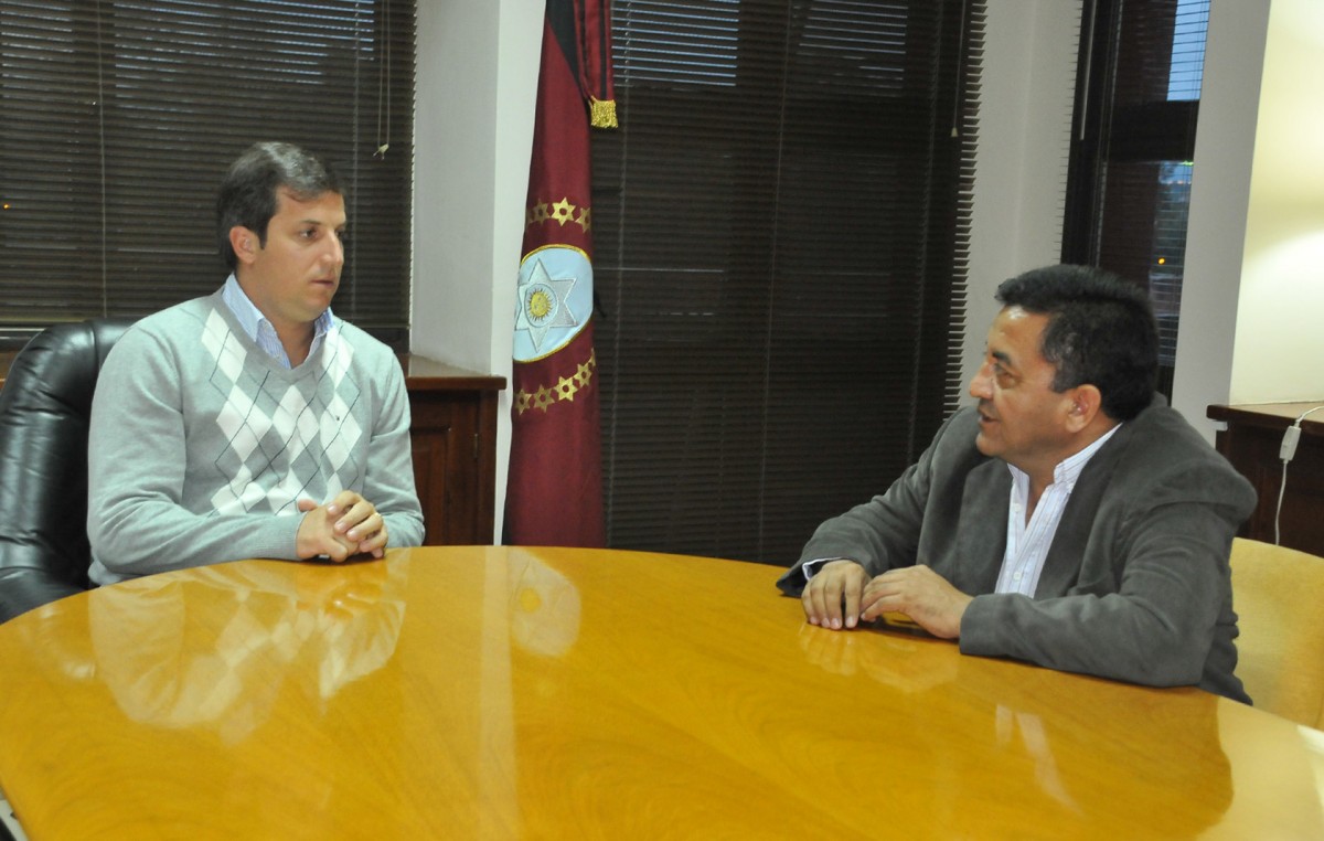 Salta: Gobierno y municipios ratifican el acuerdo salarial para este año