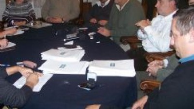 Intendentes Cordobeses piden postergar por unos días la negociación paritaria