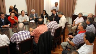Santa Fe: Nadie tiró números sobre la mesa en la paritaria municipal