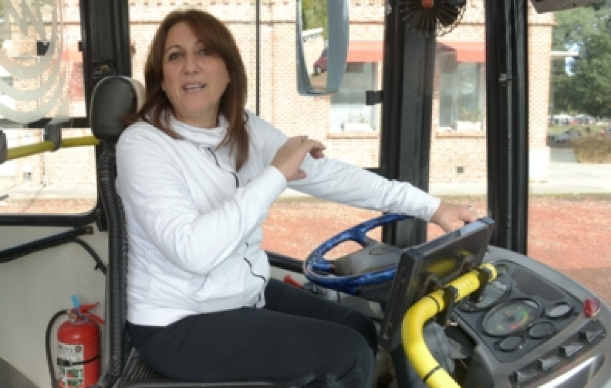 Intendenta de Rosario propone boleto a $4,80 aunque la oposición rechaza otro aumento