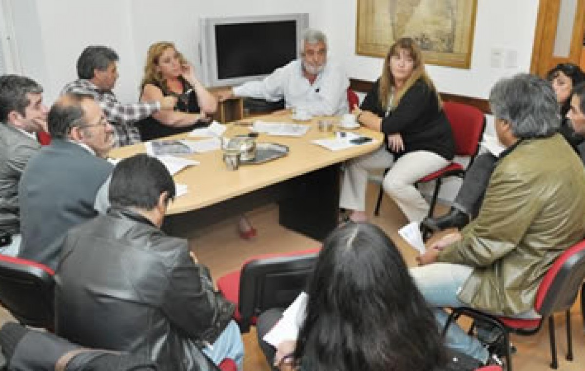 Municipales de Rawson recibirán aumento del 30 por ciento en dos cuotas