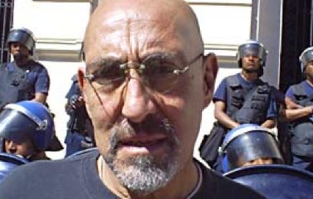 Santillán: “Nuestras movilizaciones no promueven la desestabilización de ningún gobierno”