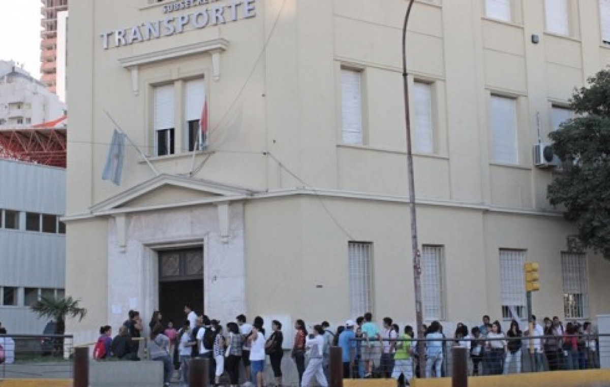 Según Provincia, el Boleto Educativo “financia” el transporte urbano de Córdoba
