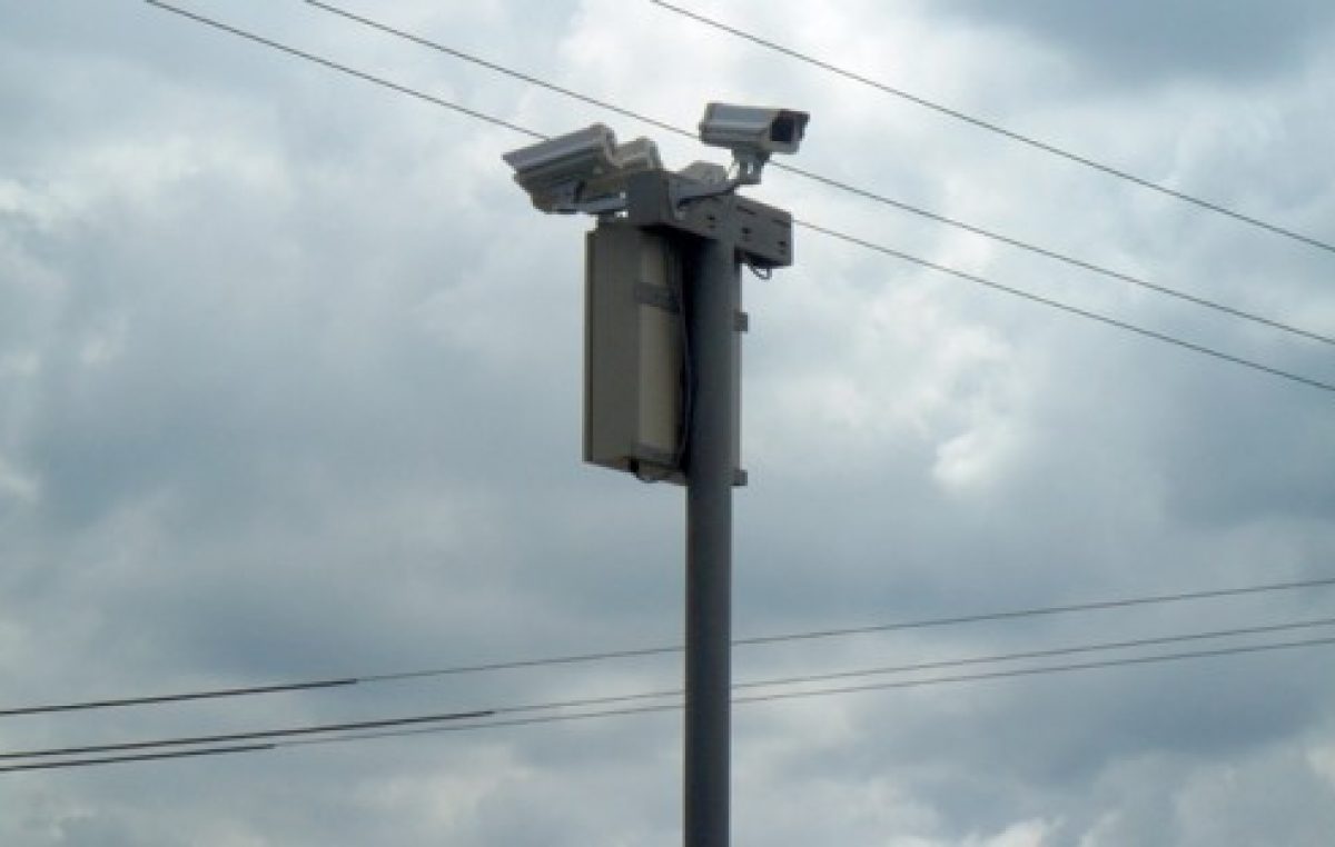 Córdoba: Intendentes piden a vecinos no pagar multas aplicadas con un fotorradar