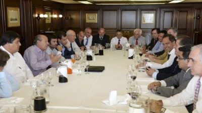 Buenos Aires: Profundizan operativo contención con intendentes de la 5º y la 7º