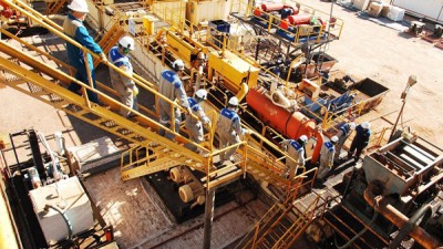 YPF desembarca 15 equipos de última generación para Vaca Muerta