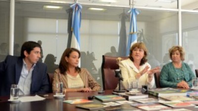 La Vicegobernadora de Neuquén convocó a los intendentes para copiar el modelo de Medellín