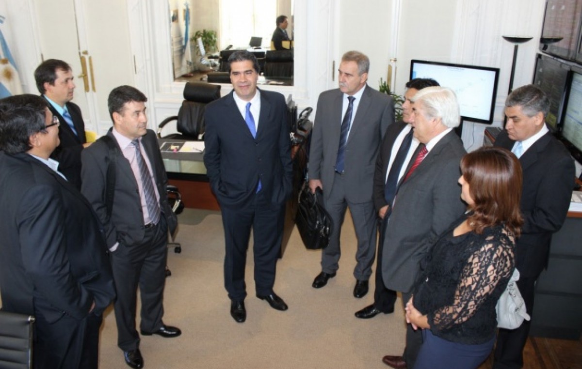 Intendentes radicales se reunieron con Capitanich y recibieron respaldo para la ejecución de obras