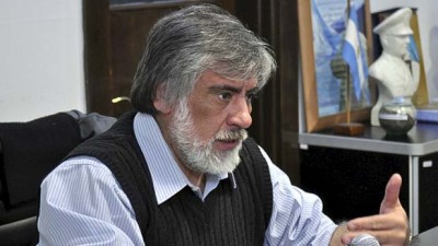 El Intendente de Caleta Olivia pidió que el Gobernador se reúna con los intendentes