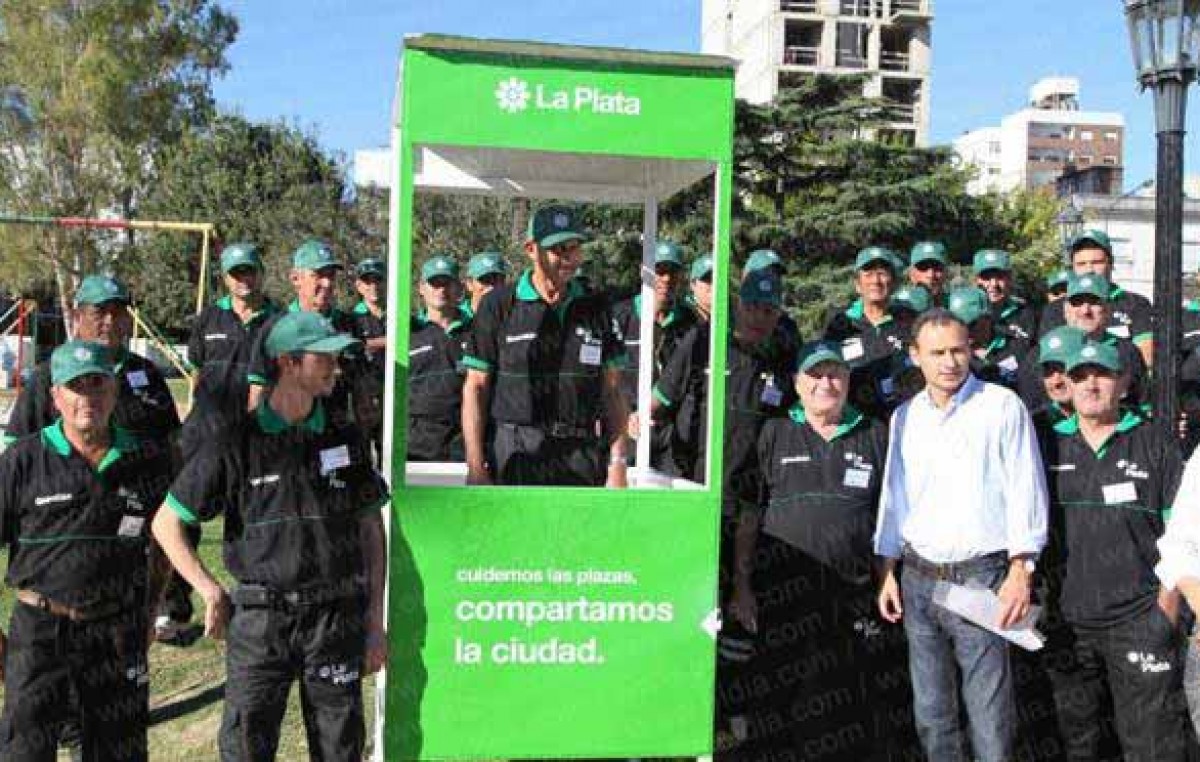 Vuelve el placero a cuidar los espacios verdes de La Plata