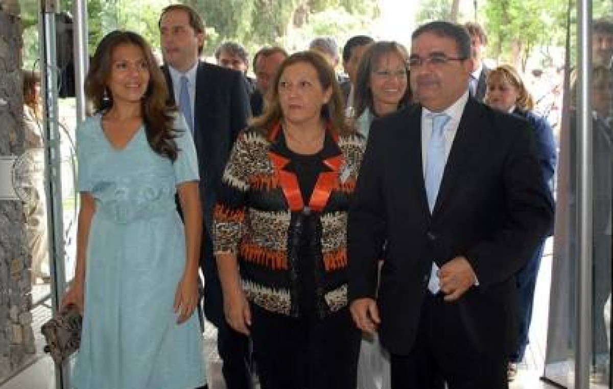 El Intendente de Catamarca anunció un mes de licencia por paternidad a los municipales