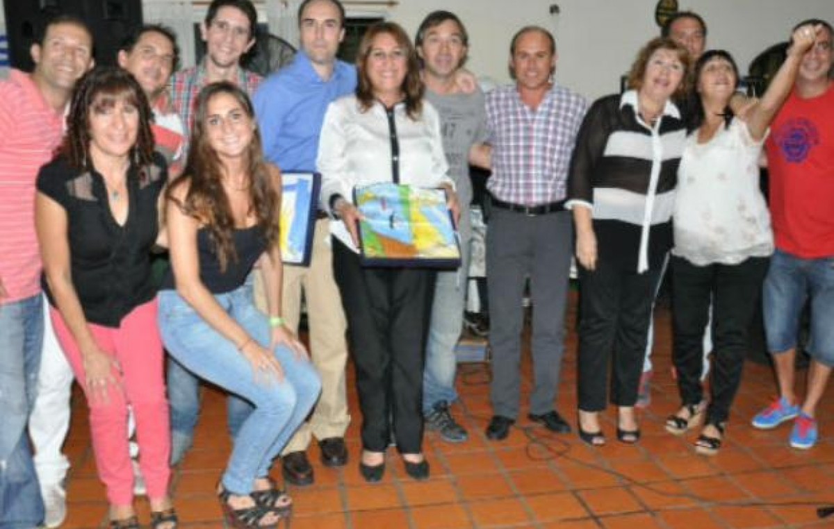 En una vecinal de Rosario, le pagan ellos mismos a la policía y viven «seguros»