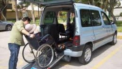 Esquel: exigen que haya remises preparados para discapacitados