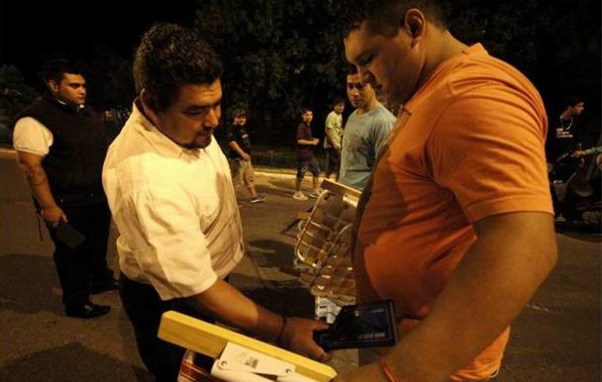 En Santa Fe, la Guardia de Seguridad Institucional incorporó detectores de metales