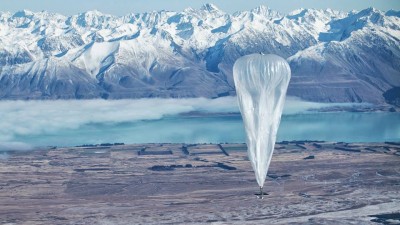 Google hizo descender un globo en Santa Cruz