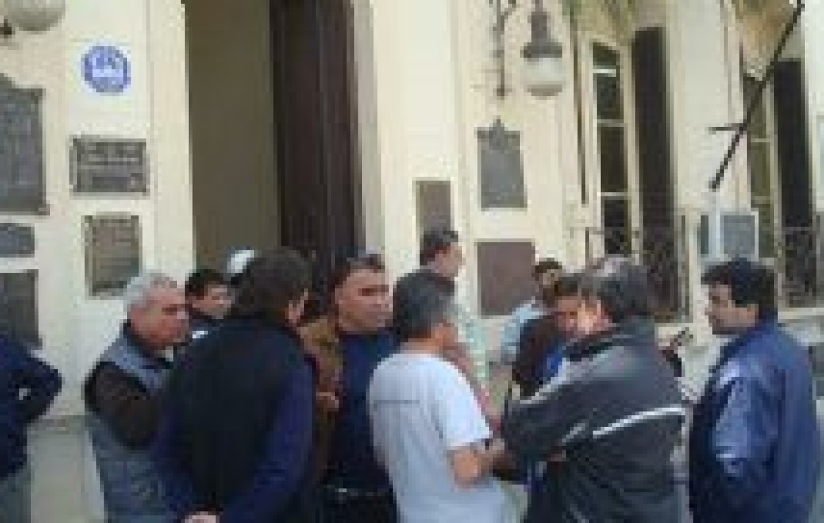 Villa Nueva: el Municipio ofrece siete puntos menos que lo que piden