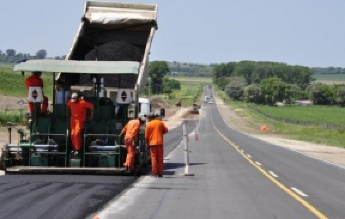 Intendentes Entrerrianos destacan el avance de la obra en la Ruta 11