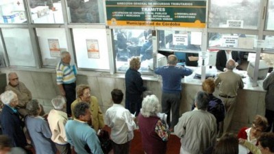 La Municipalidad de Córdoba admite que tomó 450 empleados