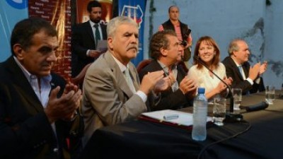 De Vido anunció inversión de más de 150 millones de pesos en repavimentación de calles en Paraná