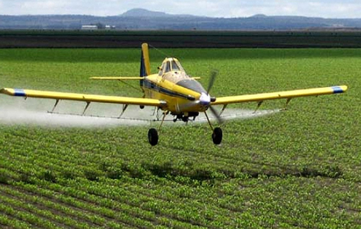 Las Perdices: enérgico pedido para que se prohíban las fumigaciones aéreas