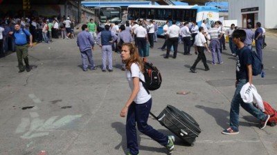 El delasotismo presentó su proyecto para limitar paros