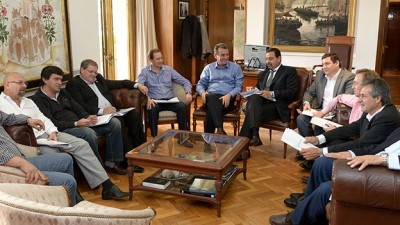 Gobernador de Mendoza recibió a los intendentes del PJ para dialogar sobre presupuesto