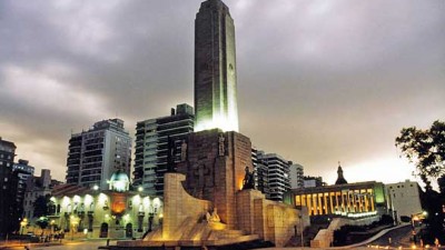 La intendenta quiere que los integrantes de la Policía Comunitaria sean de Rosario