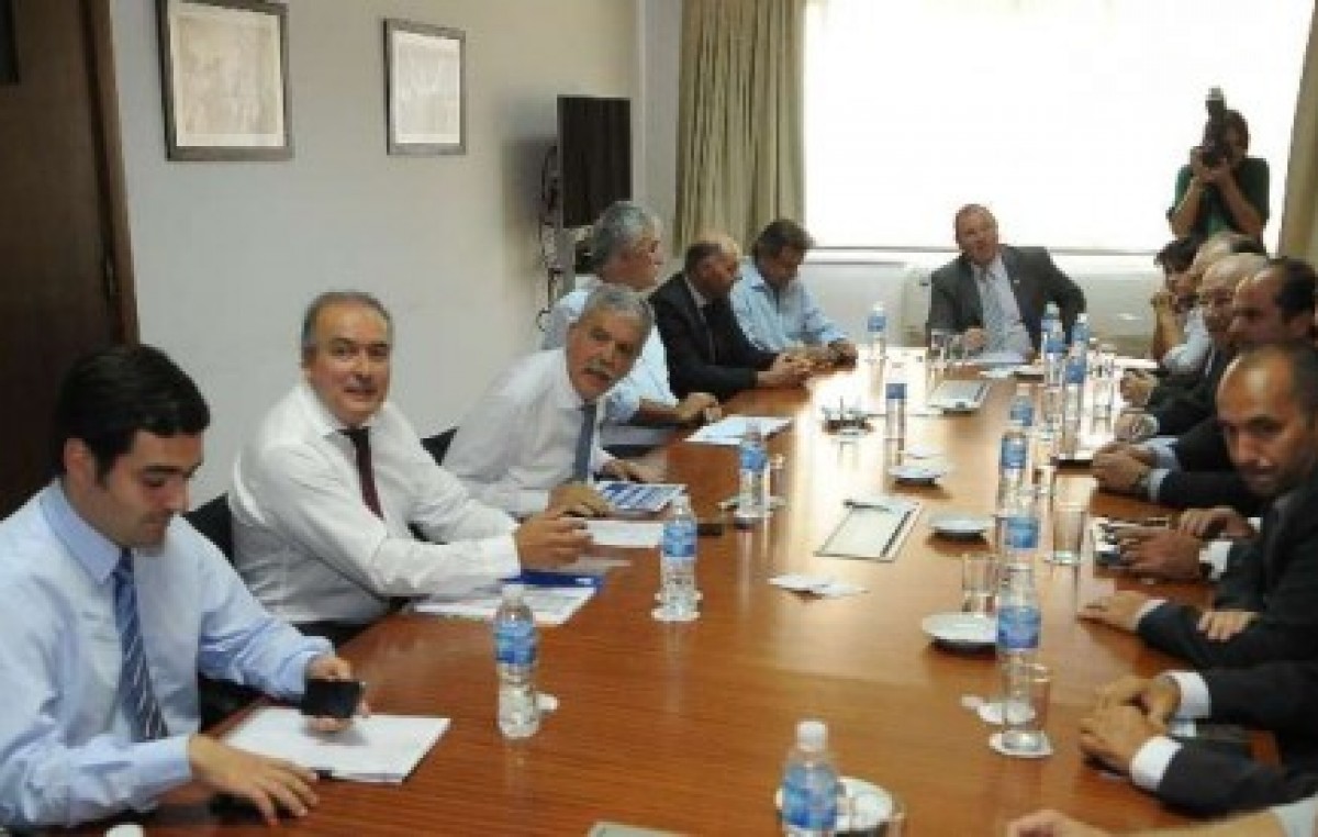 De Vido e Intendentes de la 5ª ratificaron el monitoreo de precios de la construcción