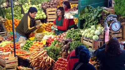 Venta de frutas y verduras: El intendente de Ushuaia «pidió hacerlo con regularidad» en 2014