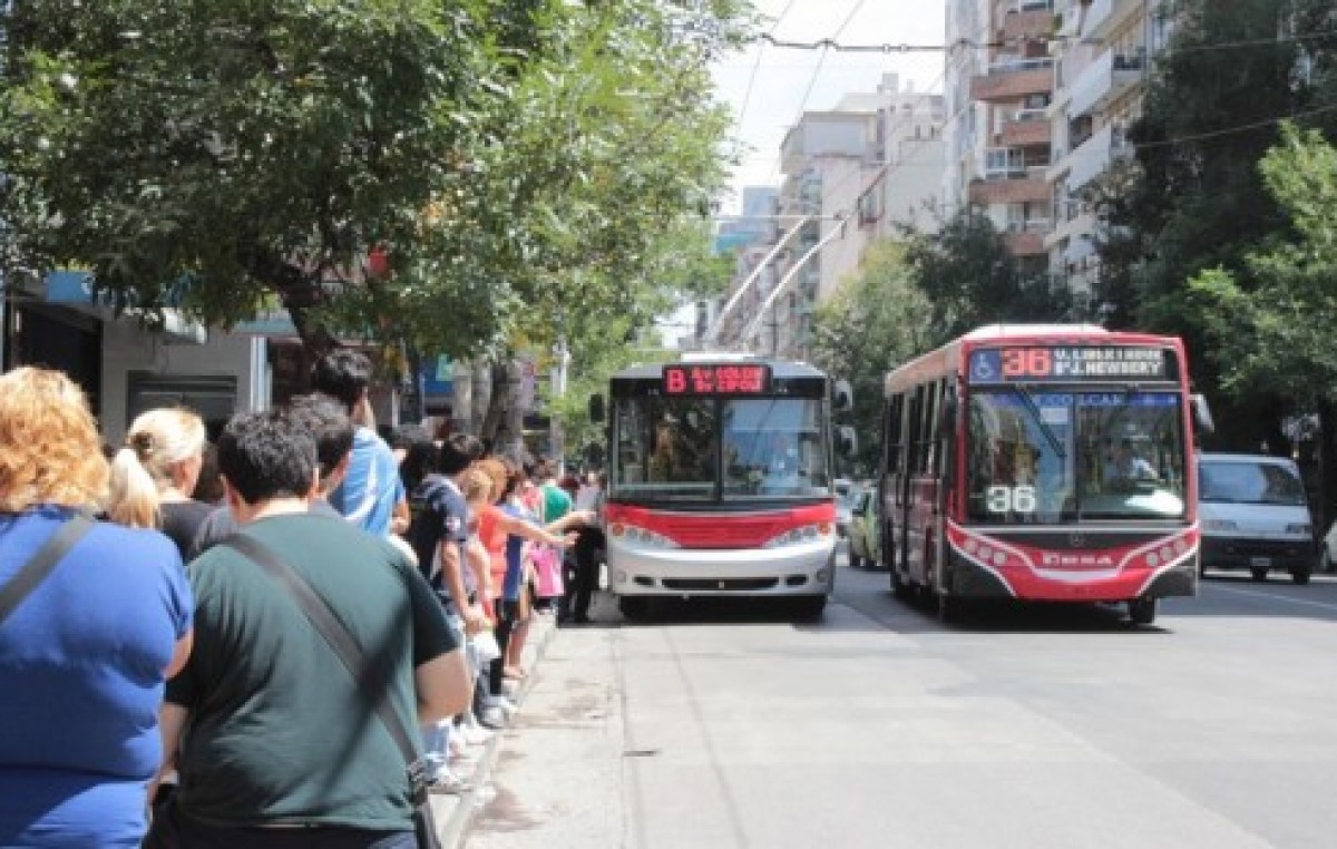 Mestre pisó el freno con la compra de troles rusos