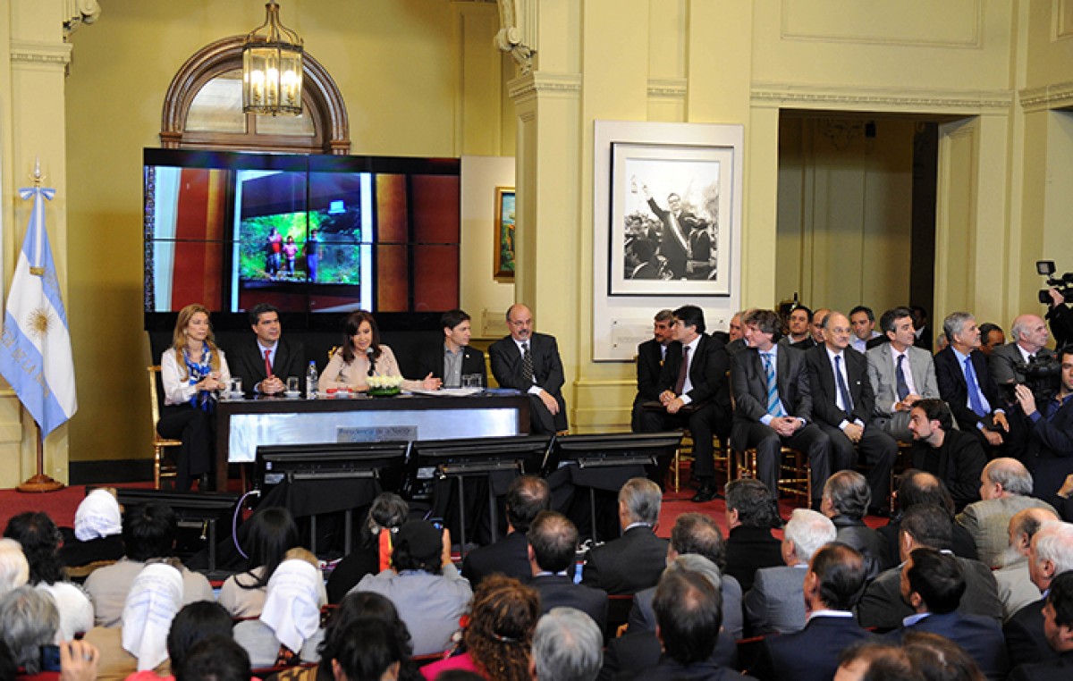 Cristina presentó un proyecto para combatir la precarización laboral