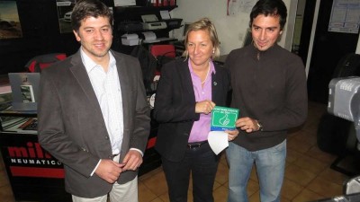 El municipio de Bariloche reconoce y señalizó a comercios cumplidores