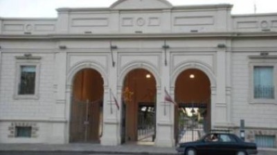 Catamarca adelanta el pago de sueldos con aumento incluido