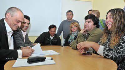 Los gremios municipales firmaron el acuerdo de paritarias con el Ejecutivo de Trelew