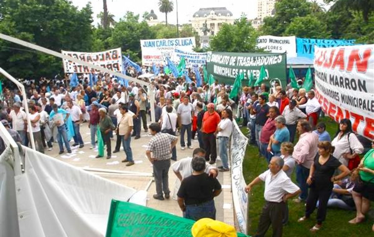 La Legislatura pone la mira en el sueldo de los municipales bonaerenses