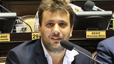 Tras los acuerdos salariales, municipales bonaerenses van por las paritarias