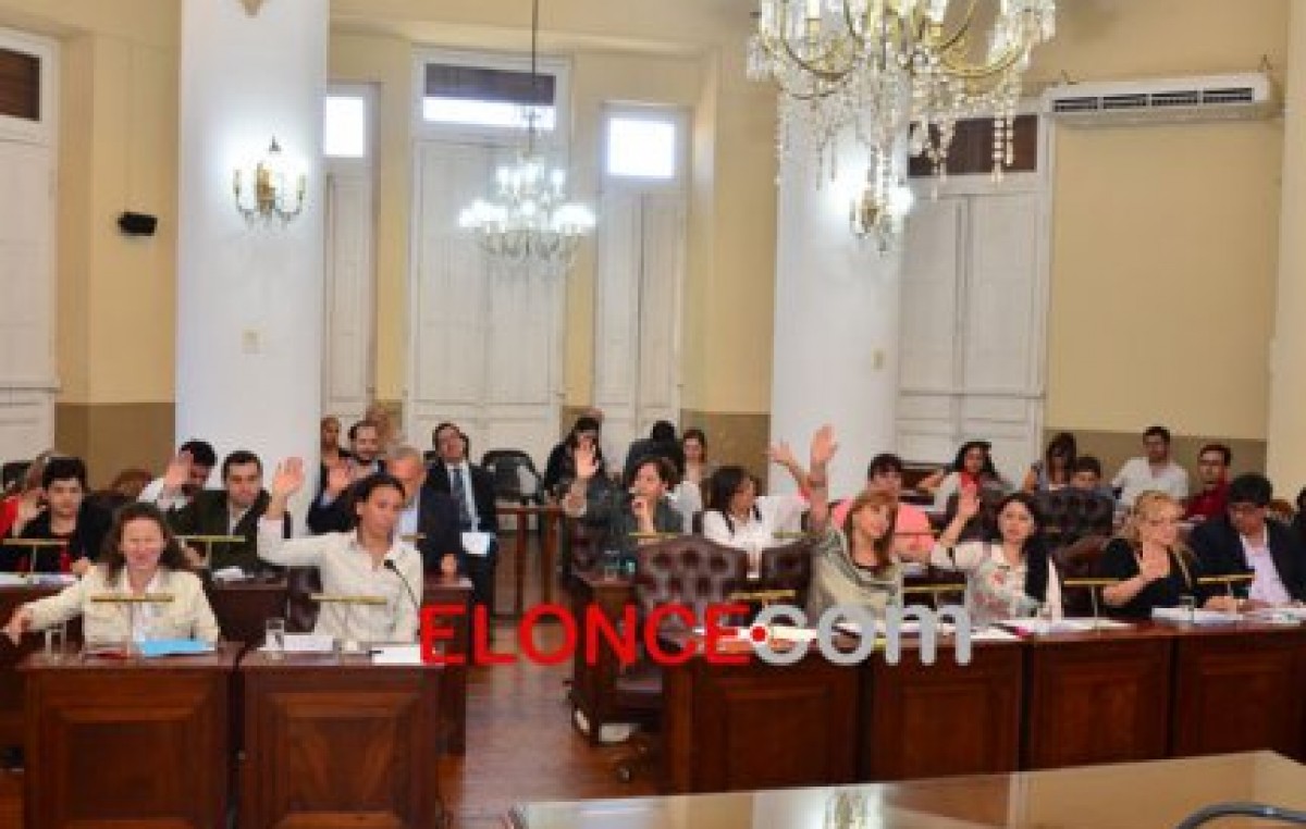 Una concejal de Paraná propone que los cargos municipales sean “heredables”